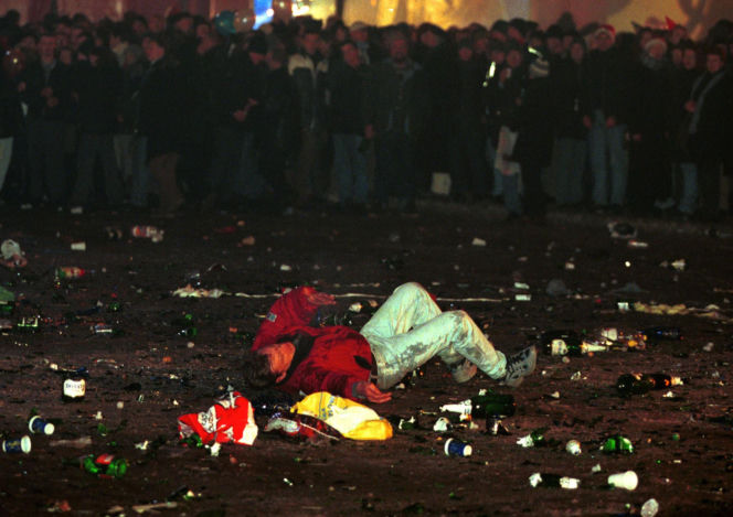 Sylwester w Warszawie sprzed lat. Tak stolica witała dawniej Nowy Rok