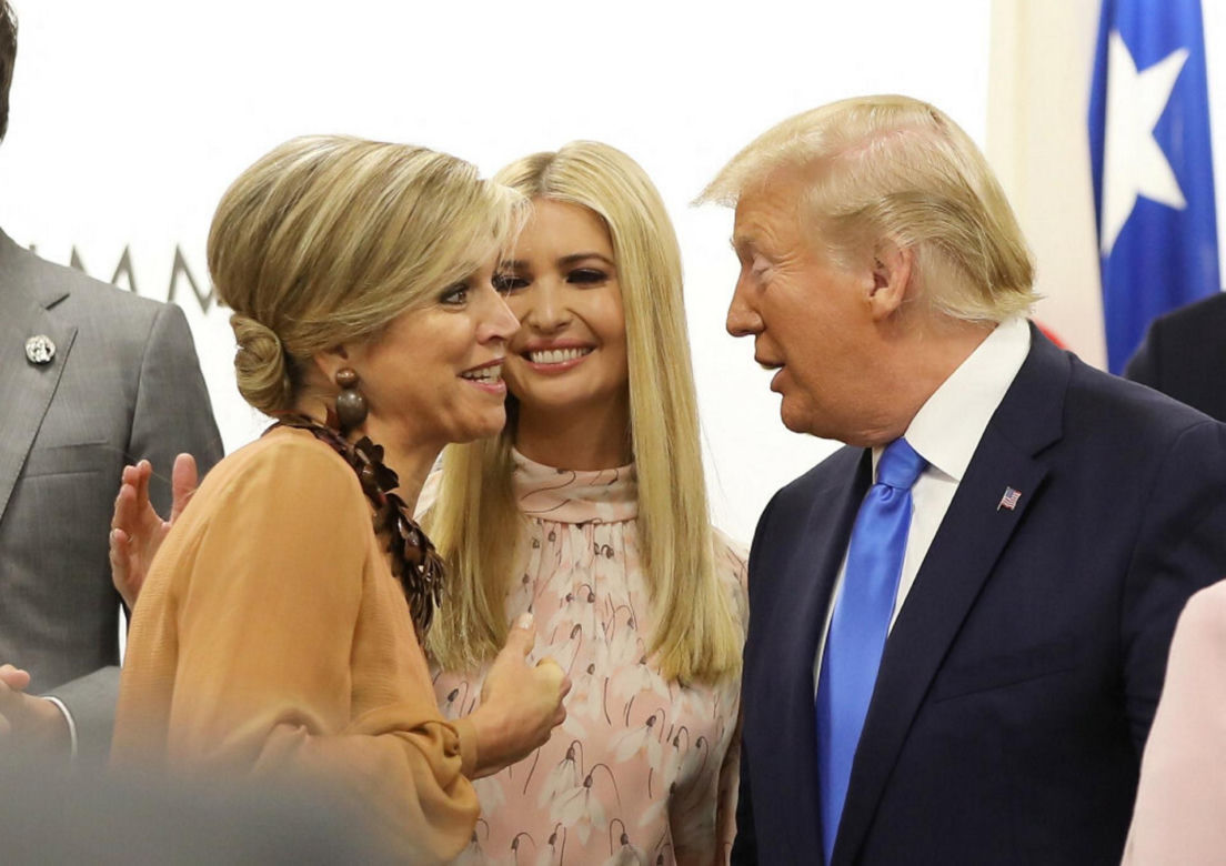 Trump u królowej był królem gaf! Teraz się poprawi?