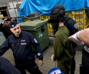 19-latek dokonał ataku w szkole w Ostrołęce. Usłyszał zarzuty
