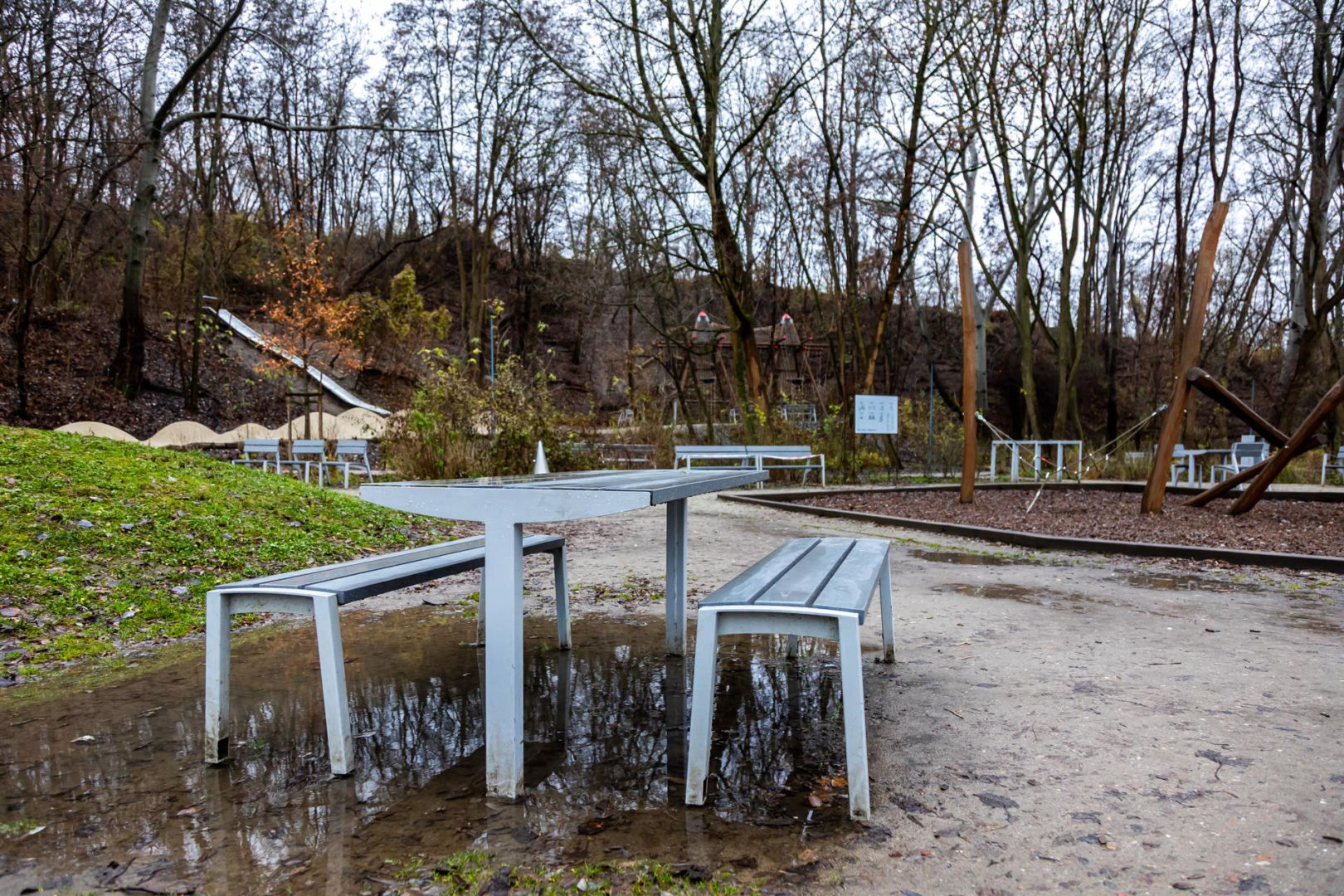 Park Akcji "Burza" w jesiennej odsłonie