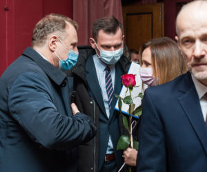 Jacek Kurski z żoną Joanną na premierze filmu „Marusarz. Tatrzański Orzeł”