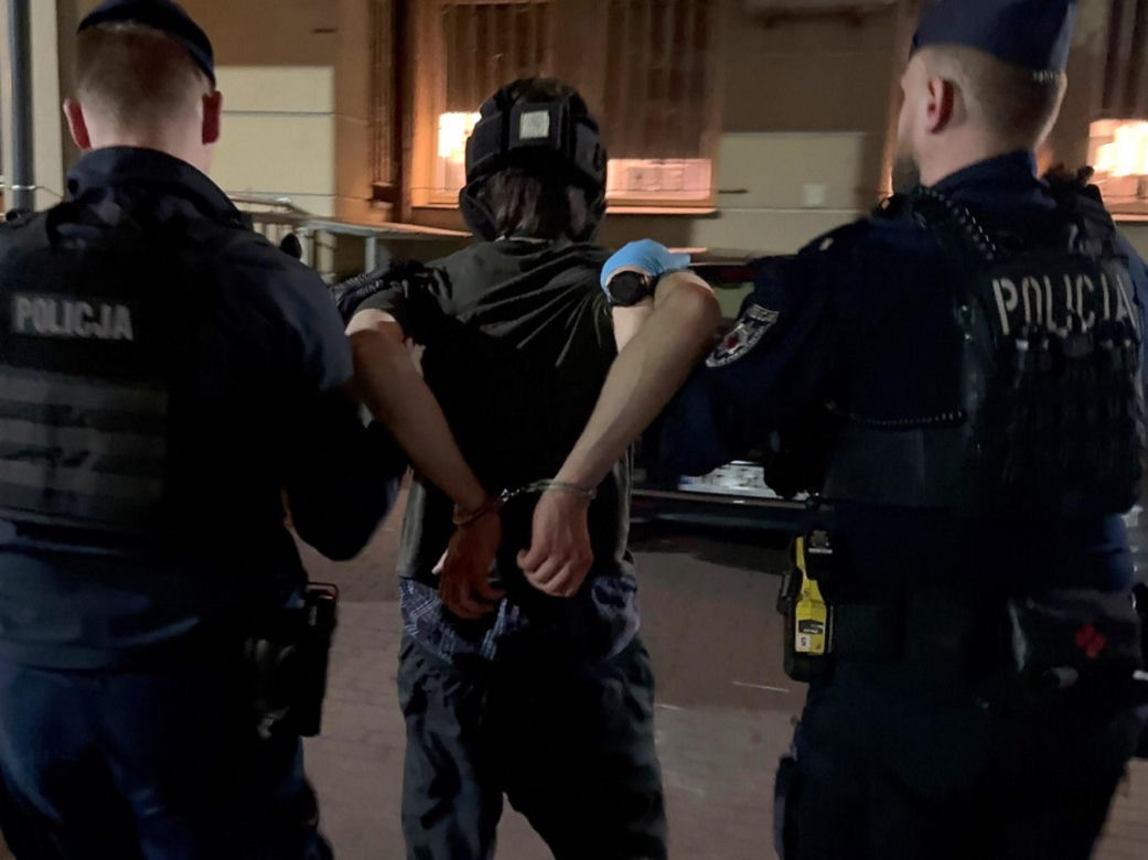 Zabójstwo na kampusie UW. Policja opublikowała wstrząsające nagranie. Pokazali wszystko