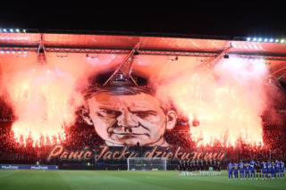 Kibice Legii Warszawa tak żegnali Jacka Magierę. Specjalna oprawa, pięknie uczcili pamięć legendy