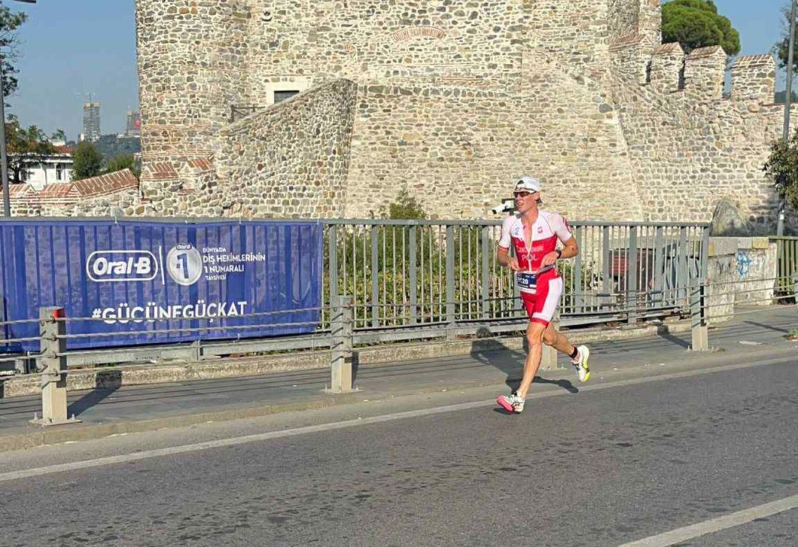 Dwóch młodych bydgoszczan wróciło z wielkim sukcesem z Mistrzostw Europy i Azji w Triathlonie w Stambule