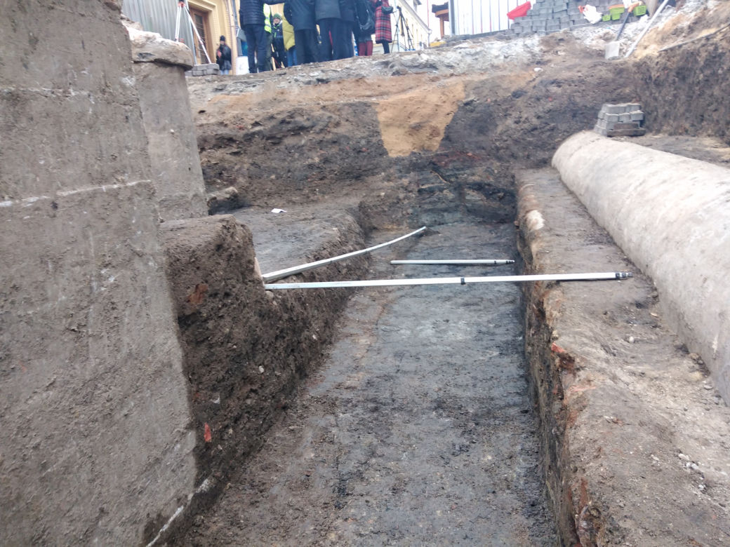 Rzeszów: Archeolodzy odkryli pozostałości murów Bramy Sandomierskiej