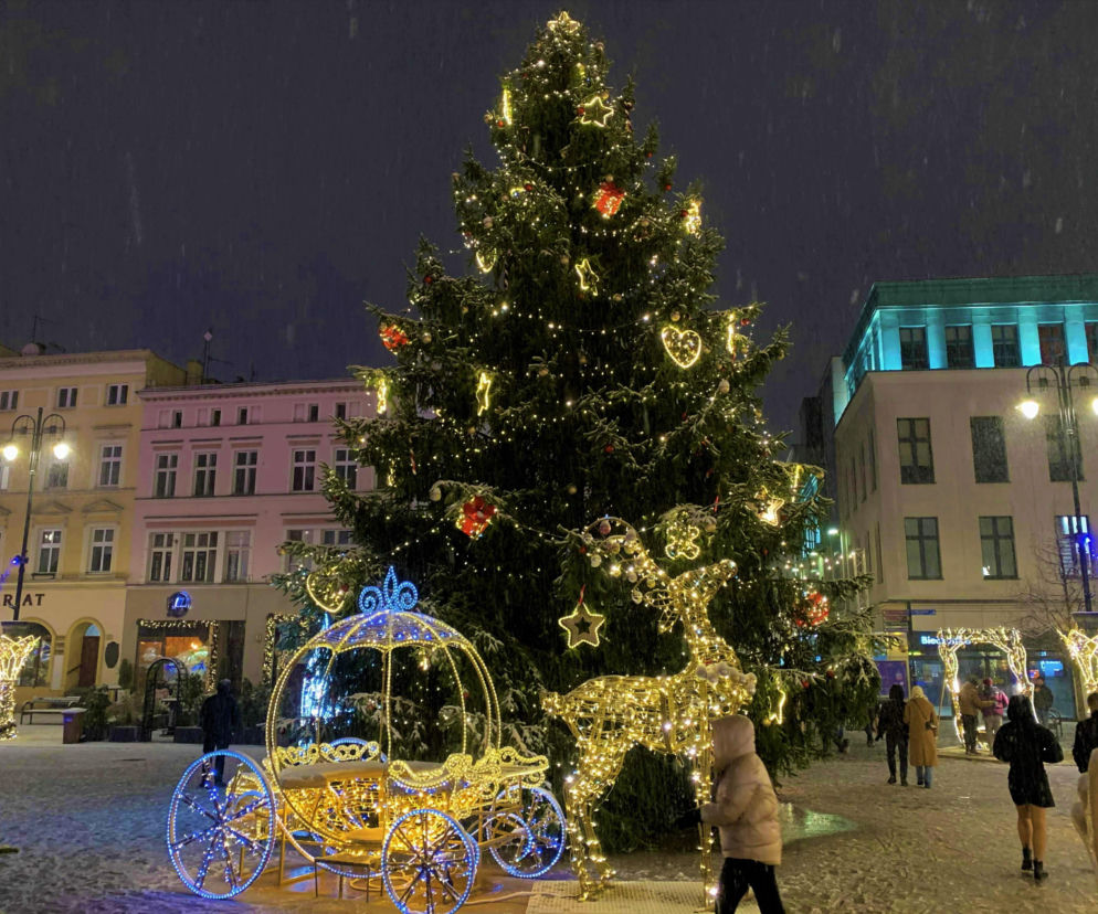 Mikołajki 2025 w Bydgoszczy. Święty Mikołaj zawita na jarmark i do Lumina Parku! Sprawdzamy, jakie atrakcje czekają na mieszkańców
