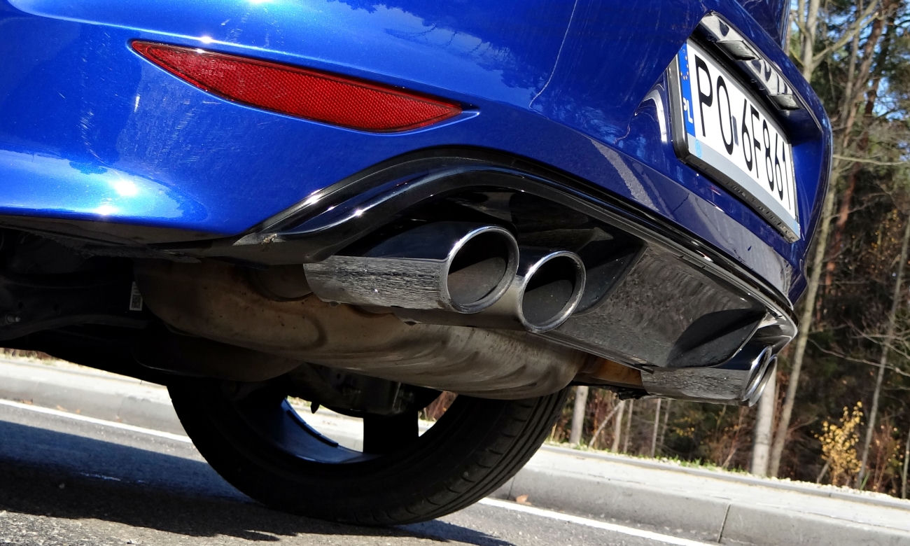 Volkswagen Golf R 2.0 TSI 300 KM