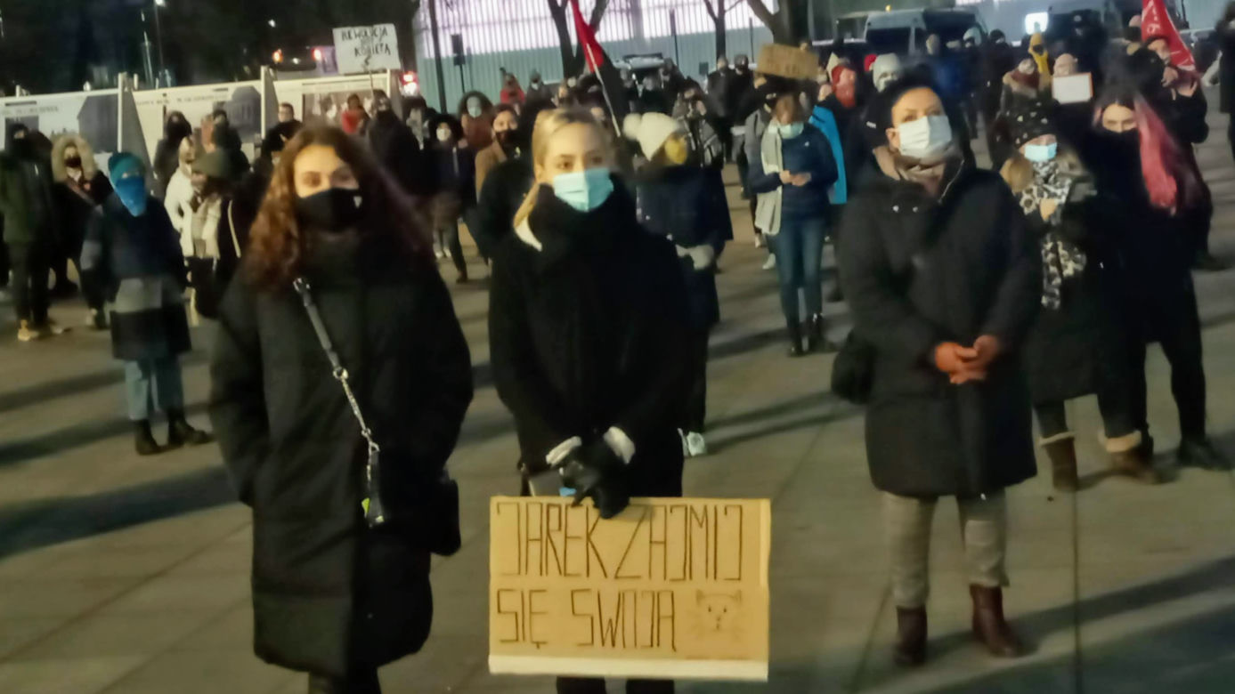 Strajk Kobiet w Szczecinie: Manifestacja na placu Solidarności - 28.01.2021