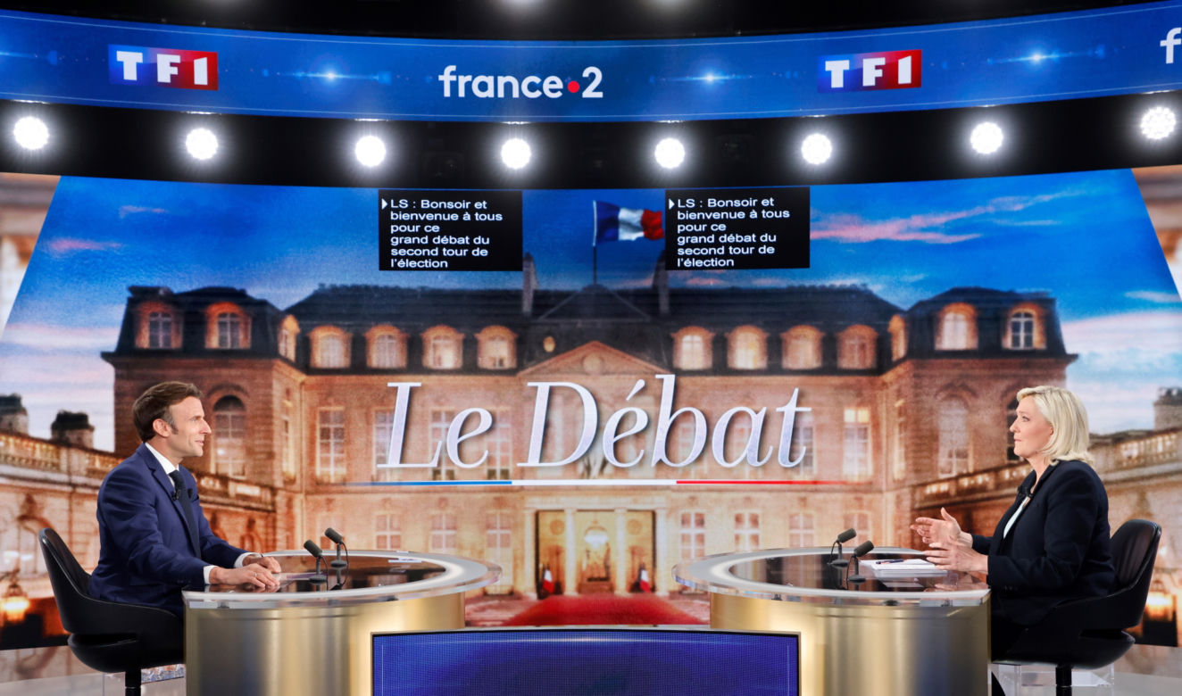 Emmanuel Macron i Marine Le Pen starli się w debacie. Kto wygra wybory?
