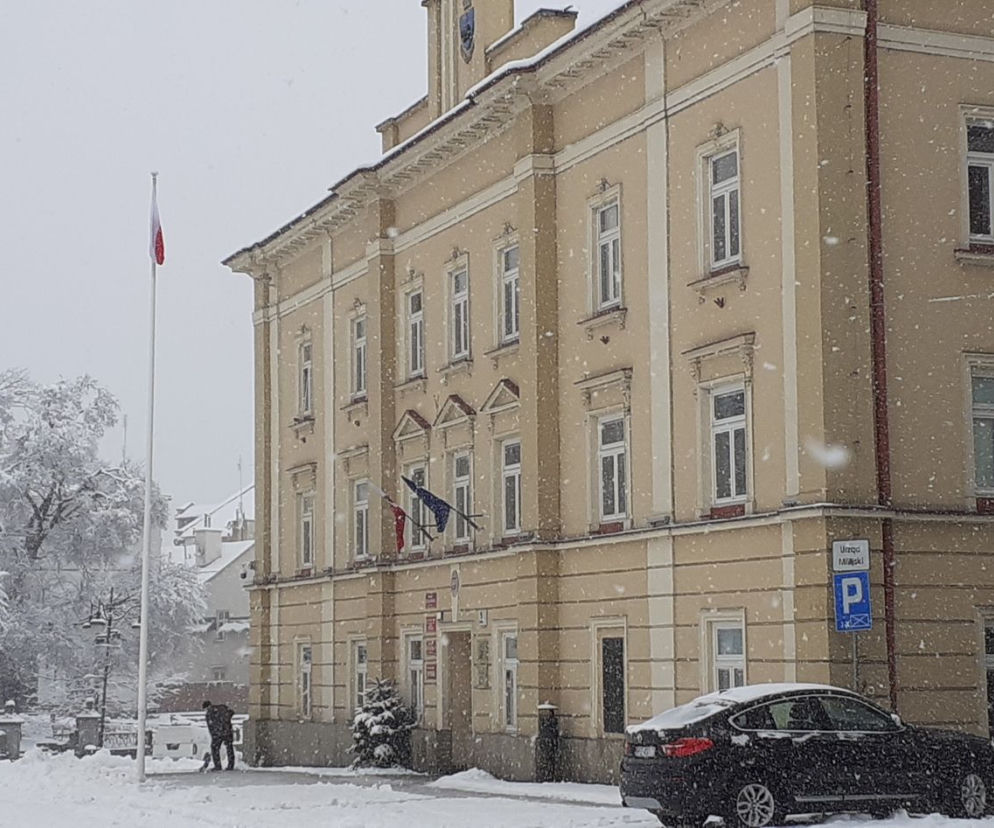 Sylwester 2021: Zmiany godzin pracy Urzędu Miejskiego. Do której będzie otwarty?