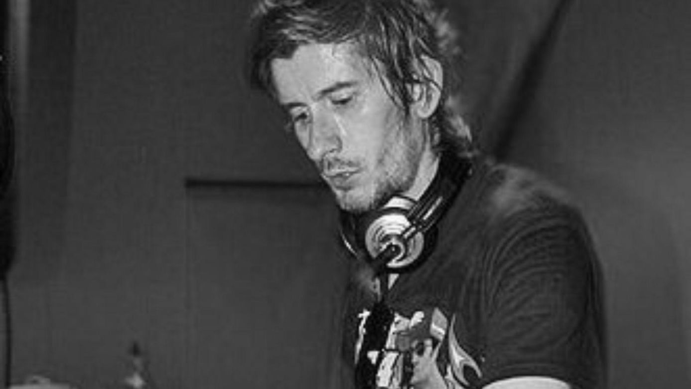 Kavinsky - 31 lipca 1975- 28 lipca 2026