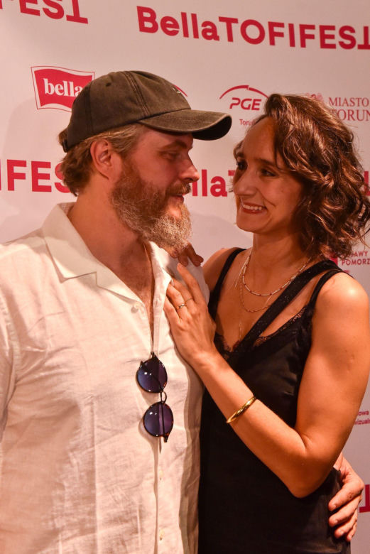 Gala Otwarcia 24. MFF BellaTOFIFEST w Toruniu. Elegancja i zachwycające kreacje gwiazd w CKK Jordanki