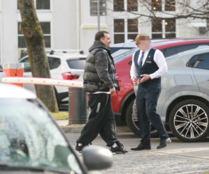 Michał Koterski z dziewczyną na spacerze