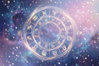 Horoskop na dziś, 21 czerwca - Kosmiczna energia zachęca do uporządkowania myśli, jeden mały krok zmieni Twoją perspektywę