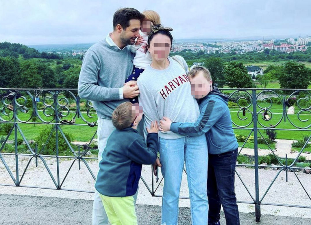 Patryk Jaki z dziećmi