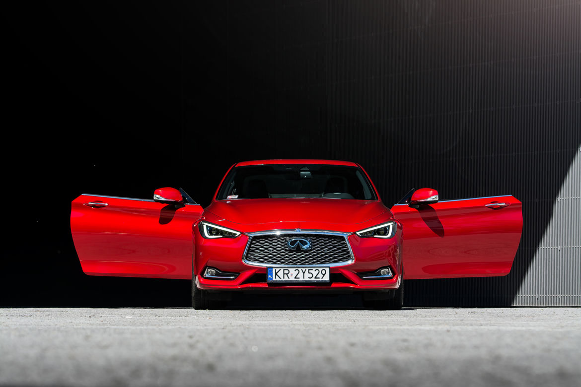 Infiniti Q60 3.0 V6 TwinTurbo AT AWD Sport Tech