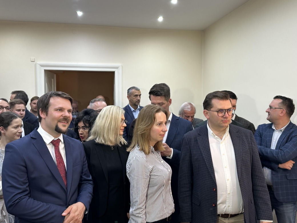 Wieczór wyborczy w sztanie Łukasza Kmity w Krakowie