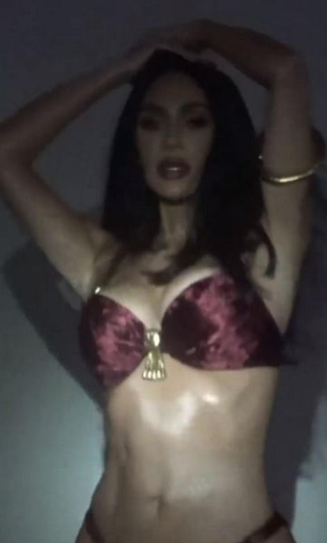Kim Kardashian wojuje z Salmą Hayek! Diagnoza fanów druzgocąca dla jednej z nich