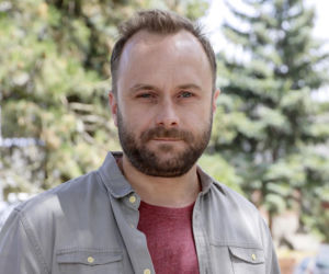 Leszek Lichota kiedyś i dziś. Zobaczcie, jak przez lata zmieniał się aktor