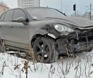 Marina Łuczenko rozbiła Porsche Cayenne Wojtka Szczęsnego