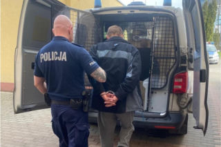 Akcja policji w powiecie gdańskim. 32-latek zaatakował funkcjonariusza