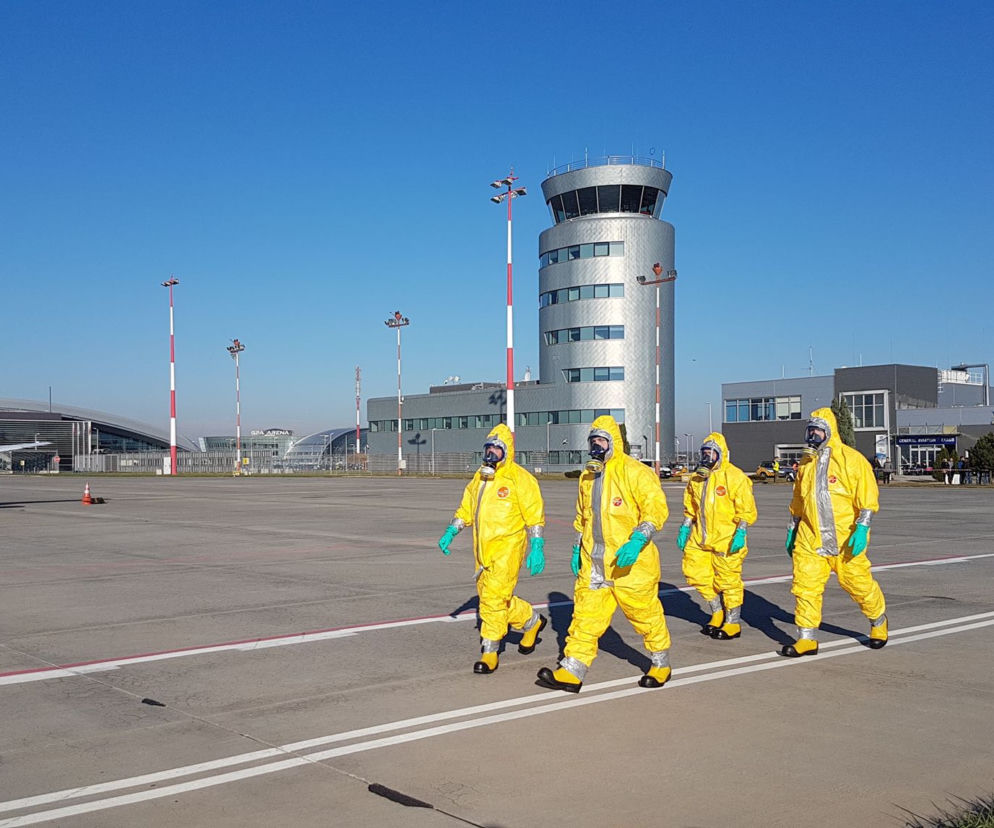 Ebola na pokładzie samolotu w Jasionce? Spokojnie, to tylko ćwiczenia