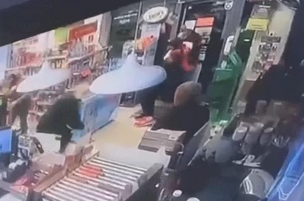 Chciał okraść sklep. 20-letnia Ola powaliła go na ziemię! Wszystko się nagrało [WIDEO]