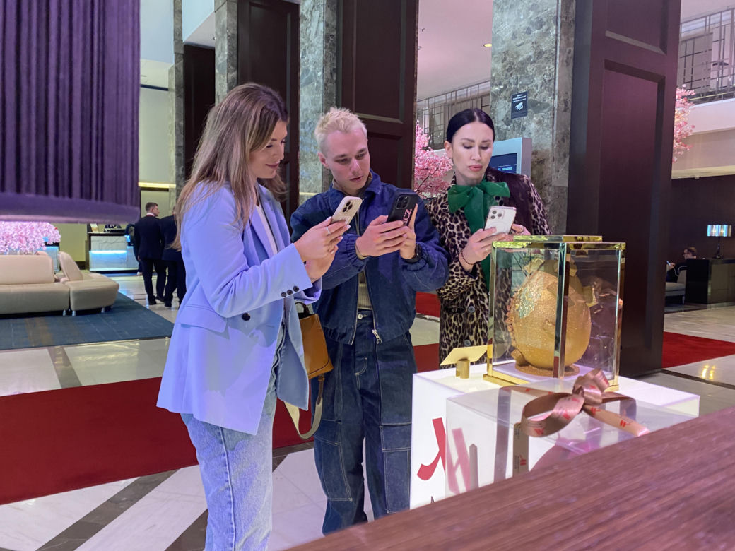 Polscy influencerzy oszaleli na punkcie złotego jajka! 