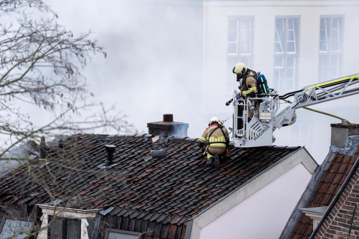 Dwa wybuchy i wielki pożar w centrum Utrechtu. Co najmniej jedna osoba ranna