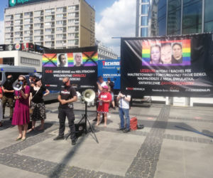 Parada Równości 2021 w Warszawie: kontrmanifestacja przy Rotundzie