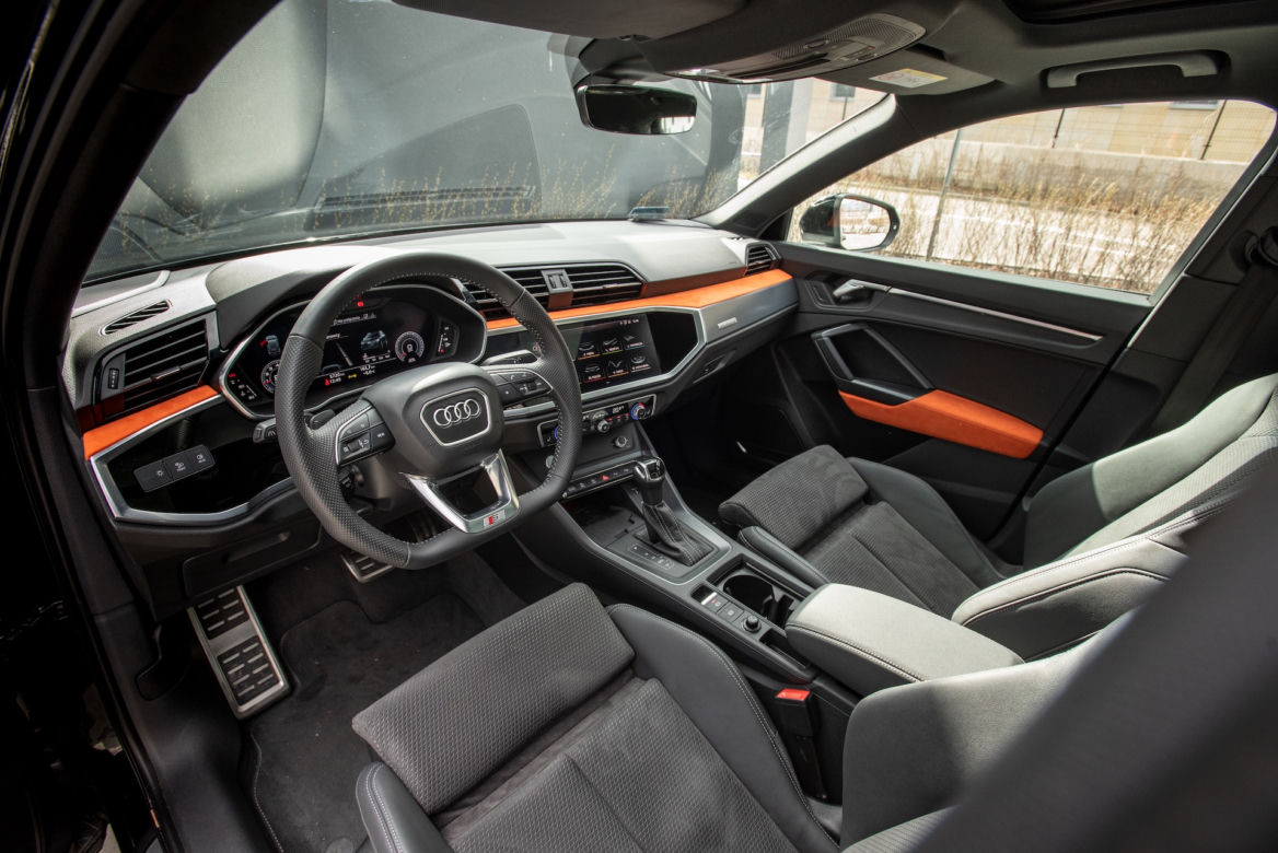 Audi Q3 S line 45 TFSI quattro S tronic 