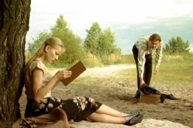 ANNA GERMAN odc. 4. Zbigniew Tucholski (Szymon Sędrowski), Anna German (Joanna Moro)