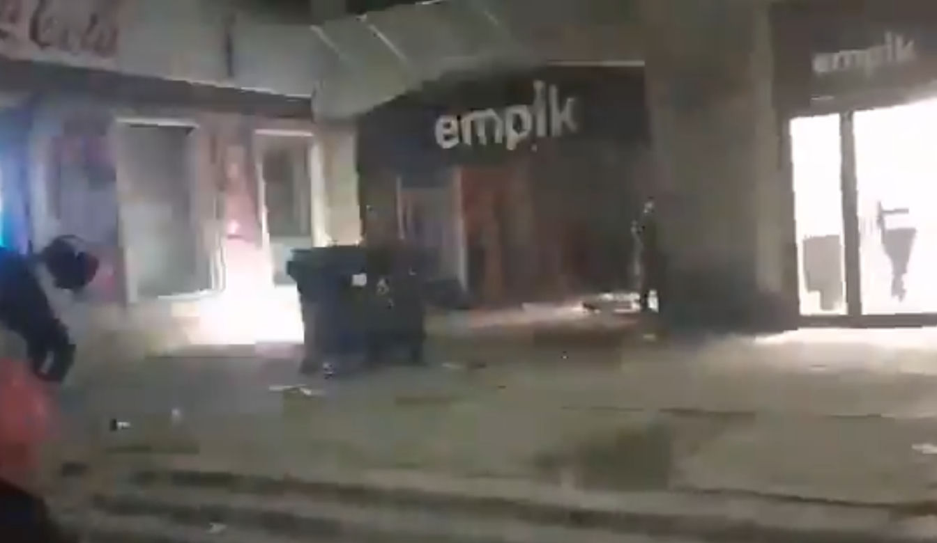 Kibole na Strajku kobiet w Warszawie
