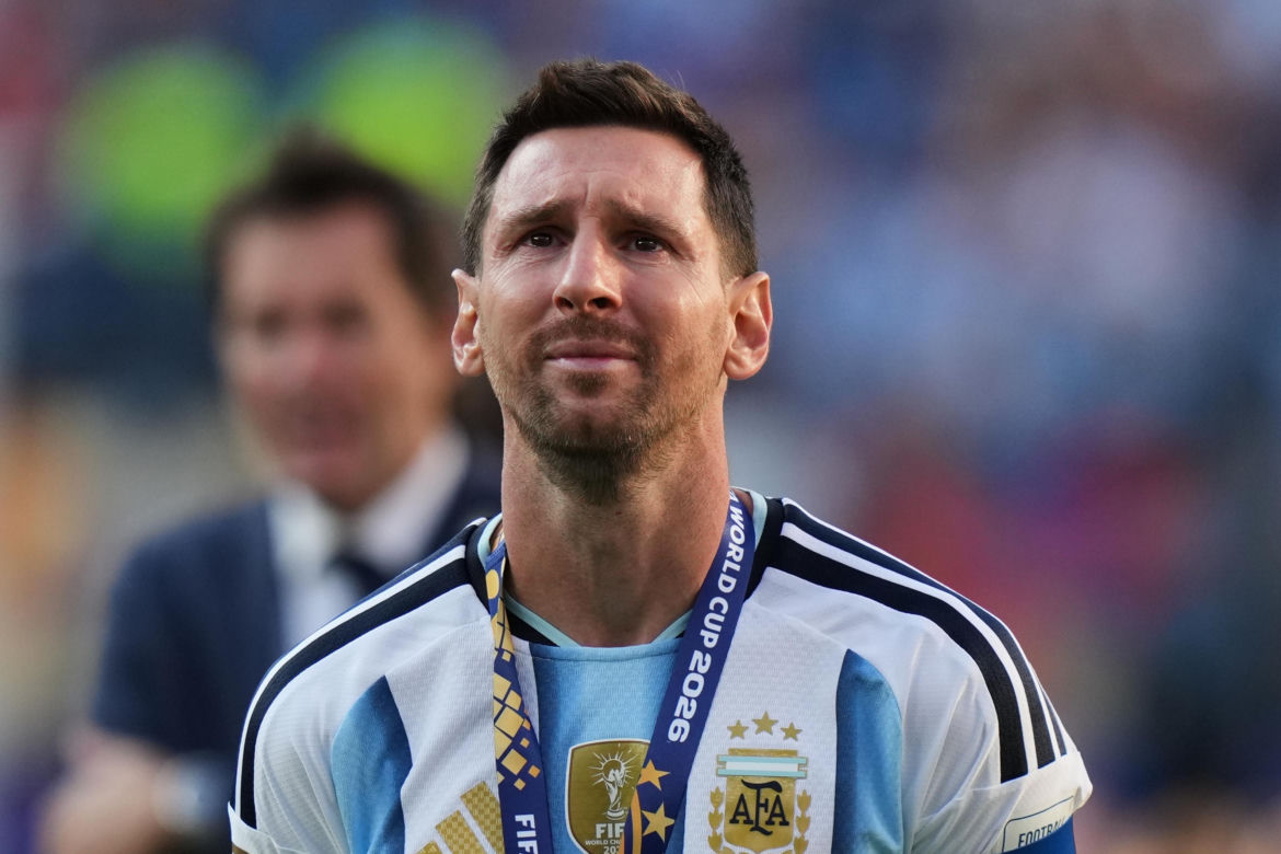 Zapłakany Leo Messi po finale MŚ 2026