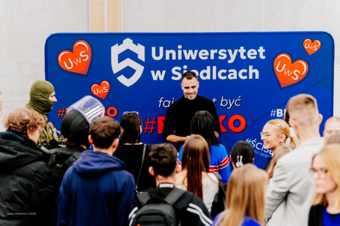 Tłumy młodych ludzi na kampusie. Dzień Otwarty 2025 na Uniwersytecie w Siedlcach za nami