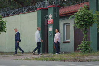 M jak miłość odc. 1898. Magda (Anna Mucha), Andrzej Budzyński (Krystian Wieczorek), Piotrek (Marcin Mroczek)