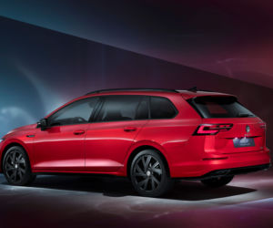 (2021) Volkswagen Golf Variant R Line