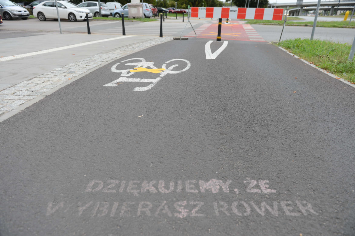 Zagrodzili ścieżkę dla bezpieczeństwa