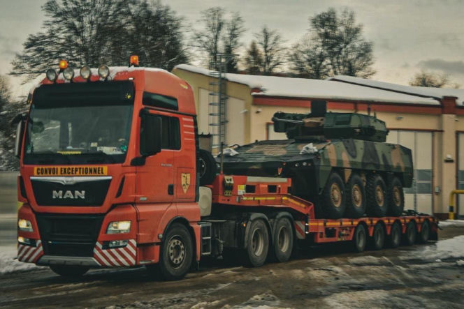 Kolejne partie nowego sprzętu. Brygada Strzelców Podhalańskich odebrała nowe KTO Rosomak z ZSSW-30