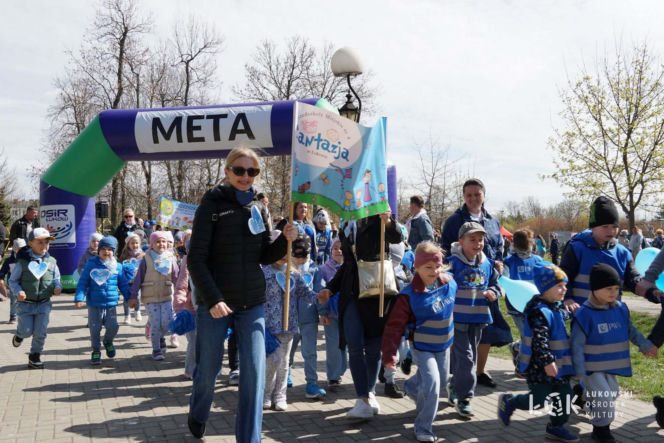 8. Niebieski Bieg Stowarzyszenia „Labirynt” w Łukowie - ZDJĘCIA cz. 1