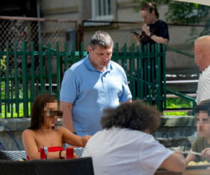 Gołota ze znajomymi