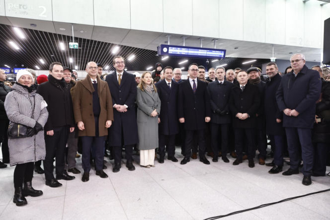 Otworzyli długo wyczekiwany tunel pod Dworcem Zachodnim. Robi wrażenie!