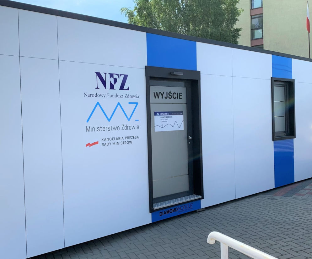 Mobilny kontener w Olsztynie. Od 10 czerwca ruszą w nim szczepienia. Bez umawiania terminu! [FOTO]