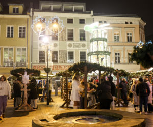 Gliwicki Jarmark Bożonarodzeniowy wystartował. Wiedeński klimat i świąteczne gofry