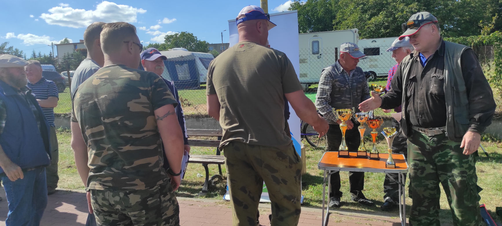 Zawody wędkarskie nad Jeziorem Ślesińskim
