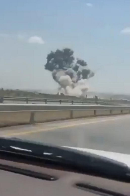 Izraelski dron zaatakował jeden z zakładów na polach gazowych na południu Iran, doszło do potężnego wybuchu i pożaru.