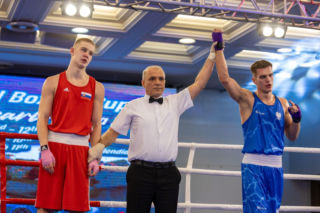 Utalentowany bokser z Torunia Borys Płachta przywiózł medal z Czarnogóry