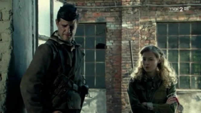 Czas honoru Powstanie odc. 6. Twardy (Grzegorz Daukszewicz), Eliza (Karolina Chapko)