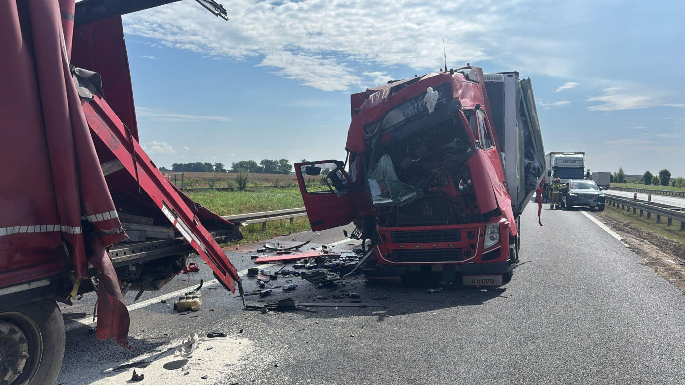  Karambol na S8 pod Wrocławiem. Zderzyło się łącznie 7 pojazdów