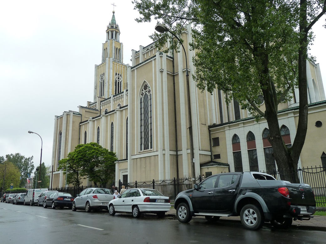 Wilanów bogaty, a Praga... patologiczna! Poznajcie stereotypy o dzielnicach Warszawy [GALERIA]